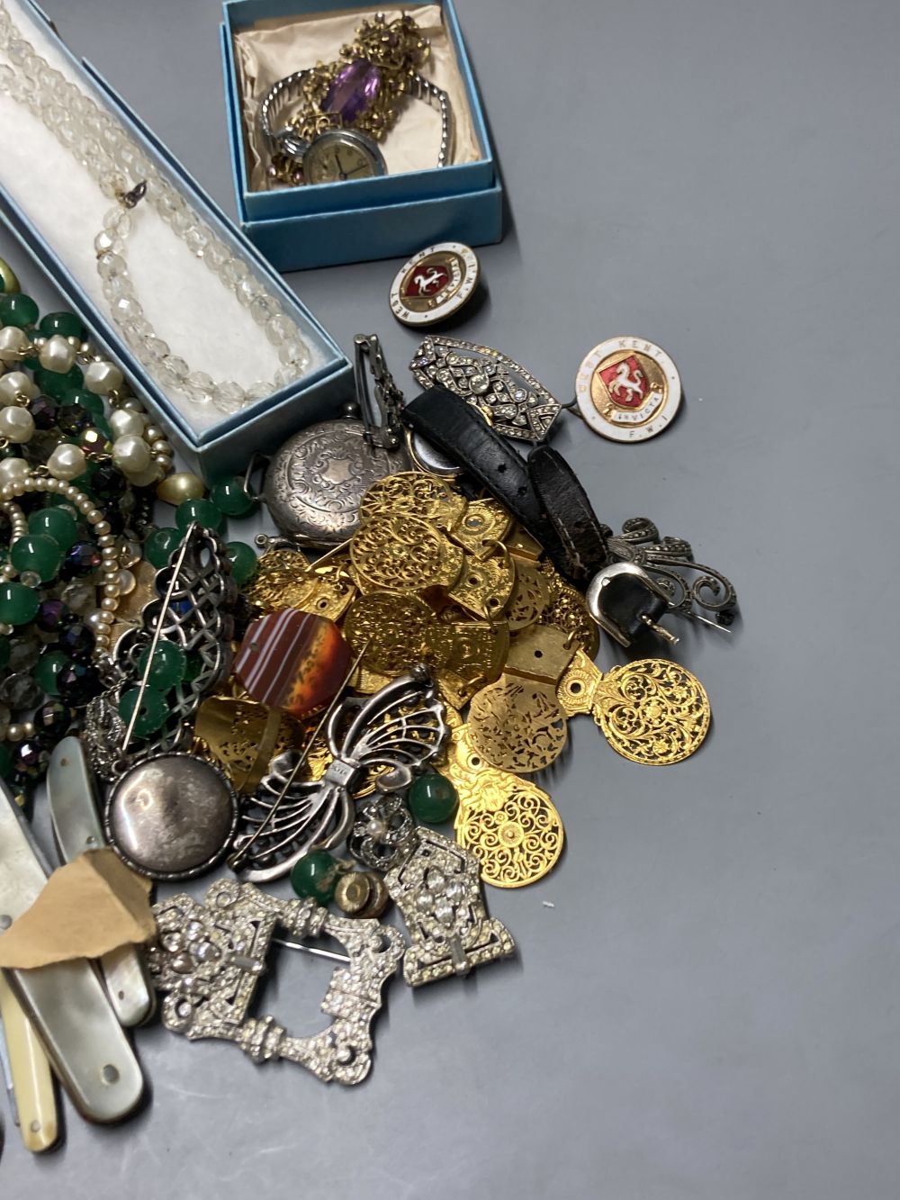 A collection of miscellaneous costume jewellery and other items